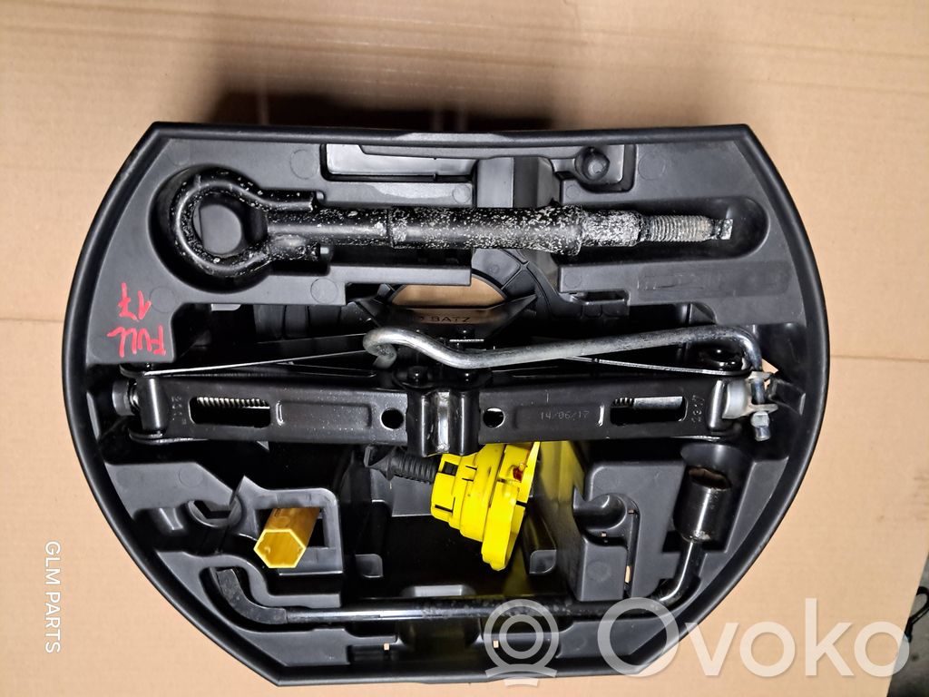 Peugeot 3008 I Set scule 