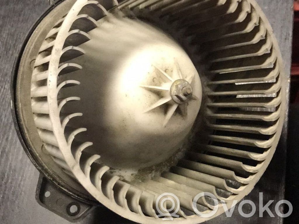 Mazda 323 Ventola riscaldamento/ventilatore abitacolo 