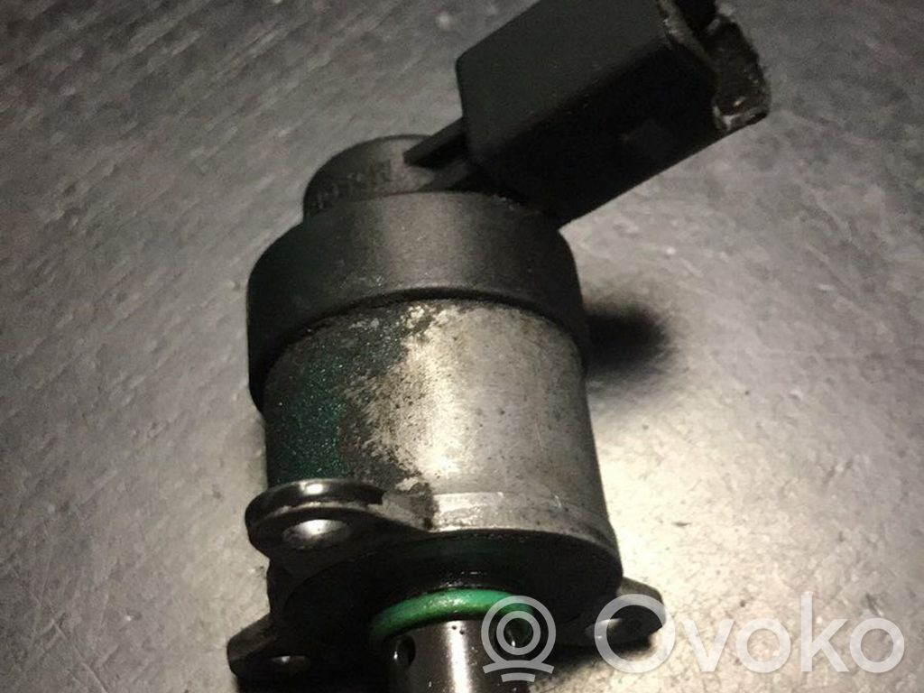 BMW 3 E90 E91 Fuel pressure sensor 