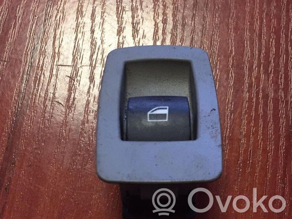 BMW 3 E90 E91 Elektrisko logu slēdzis 