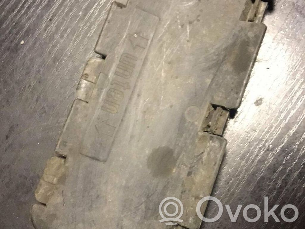 BMW 5 E60 E61 Kita išorės detalė 