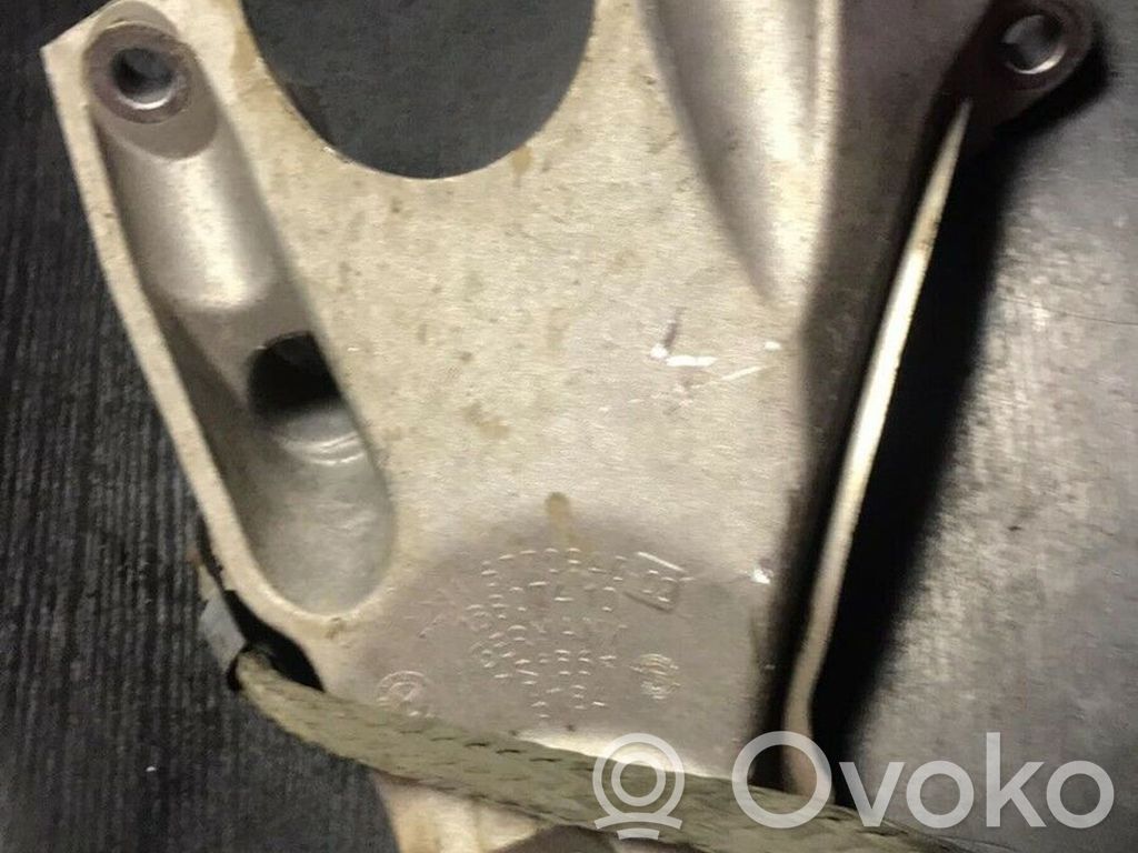 BMW 5 E60 E61 Halterung Lager Motor 