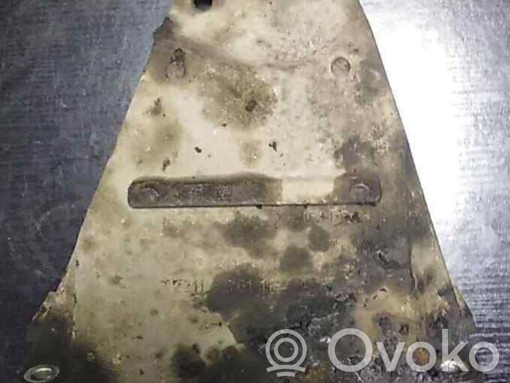 BMW 5 E60 E61 Engine mounting bracket 