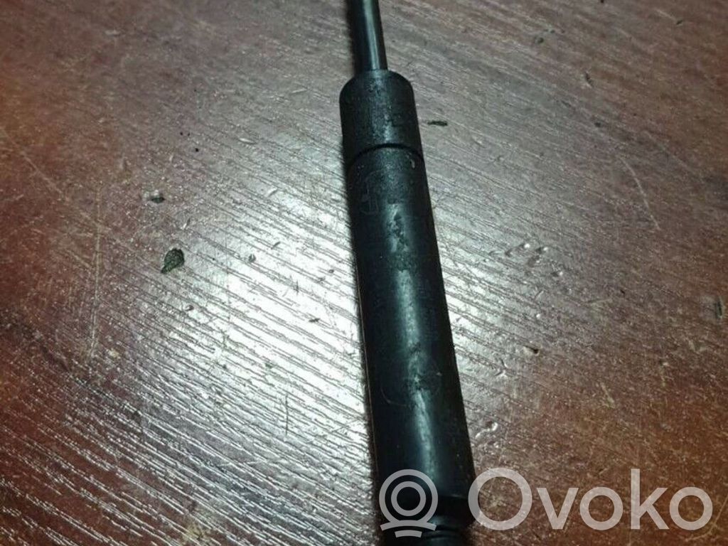 BMW 5 E39 Rear window strut damper 