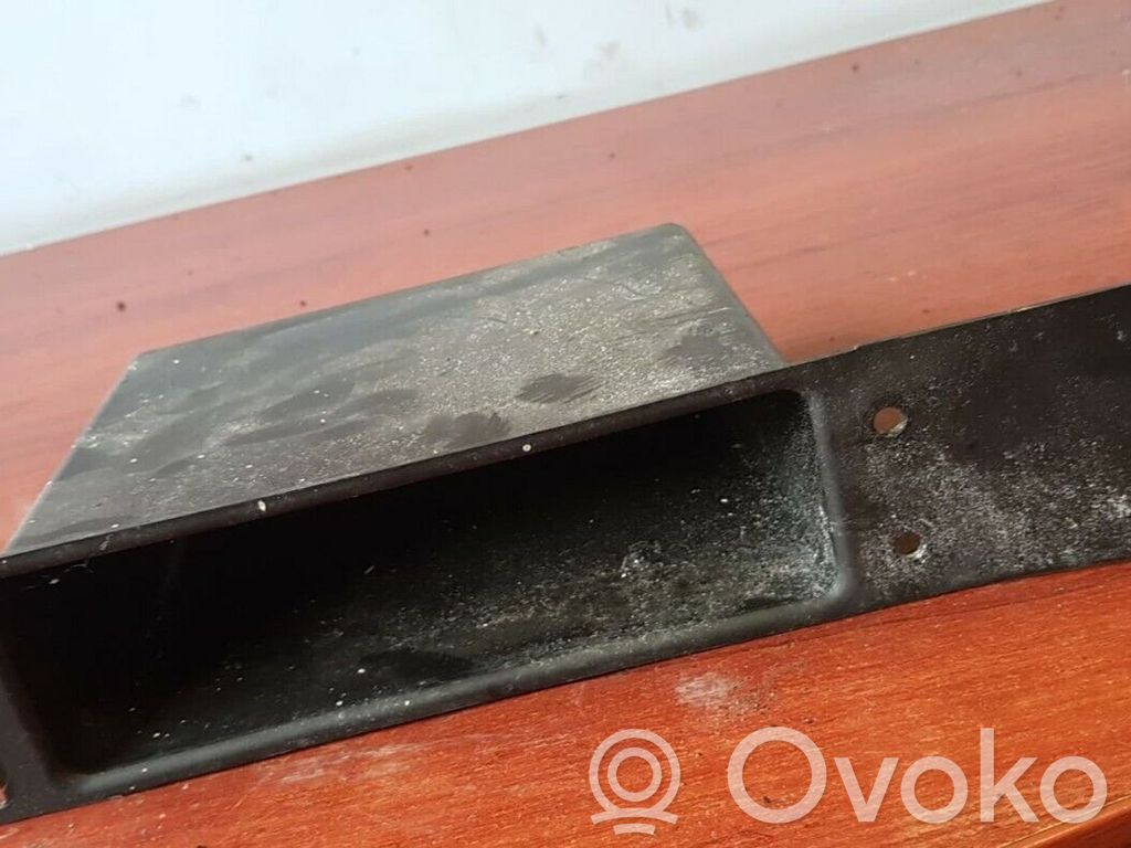 BMW 3 E46 Kita bagažinės apdailos detalė 