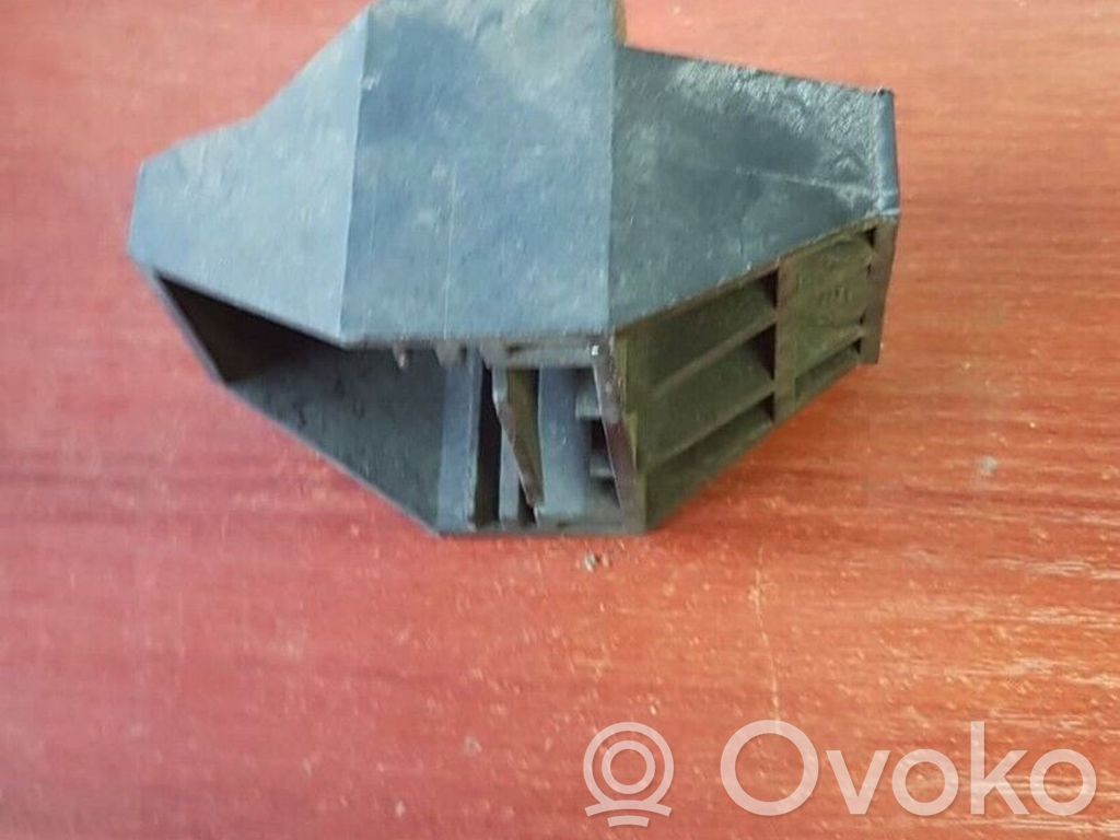 Radiator mount bracket   1436264