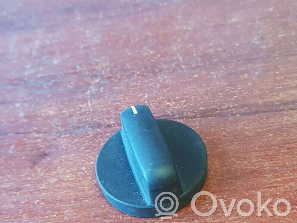 BMW 7 E38 Pretmiglas lukturu slēdzis 
