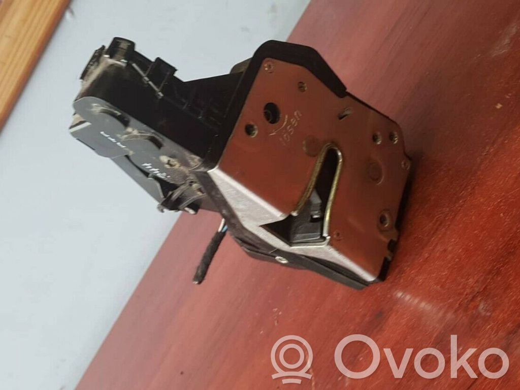 BMW 3 E46 Front door lock 