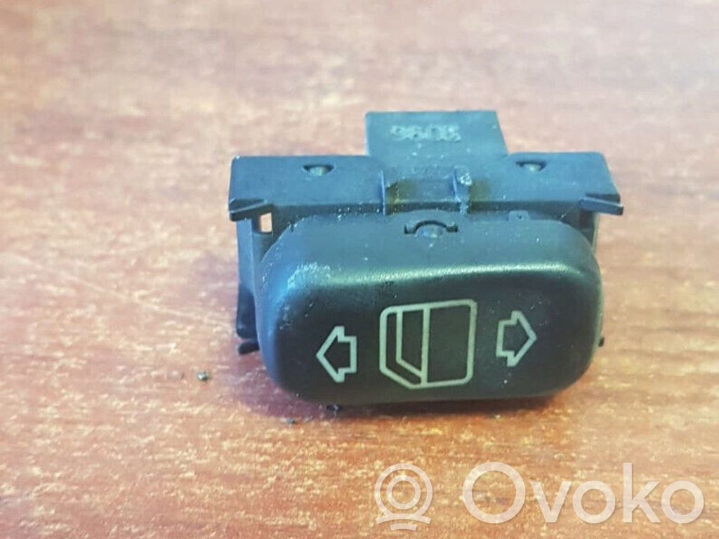 Mercedes-Benz E W210 Electric window control switch 