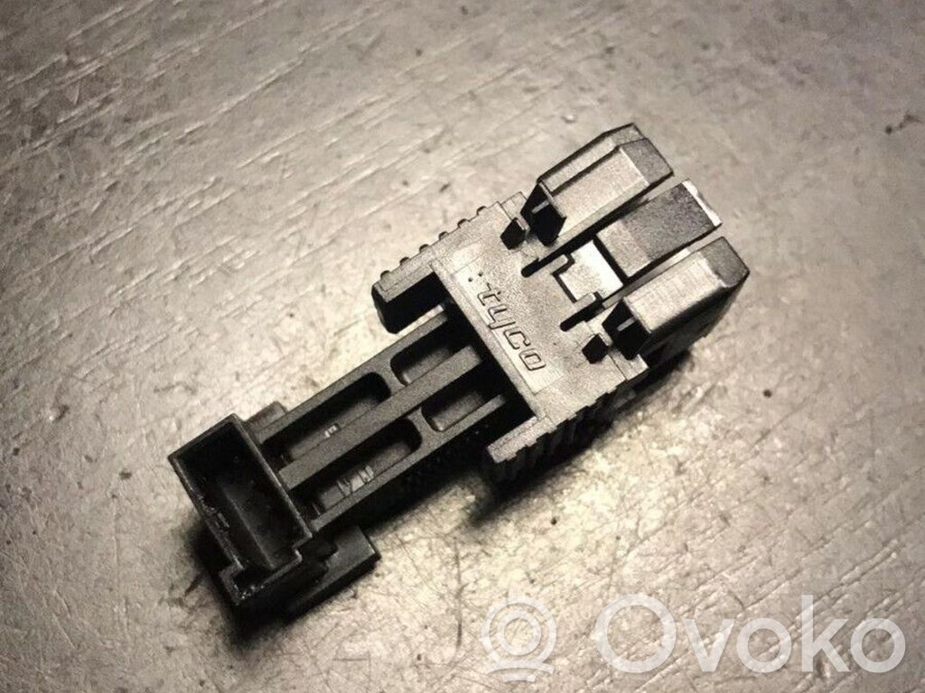BMW X5 E53 Brake pedal sensor switch 
