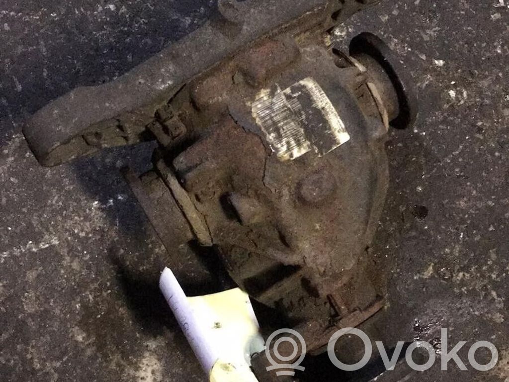 Rear differential   1428482
