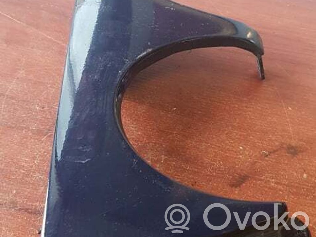 Mercedes-Benz E W210 Listwa pod lampę przednią 