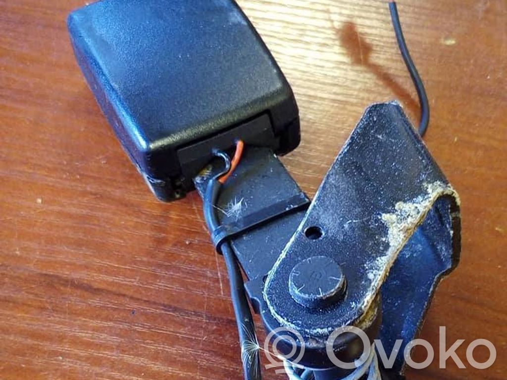 BMW 7 E65 E66 Sagtis diržo galine 