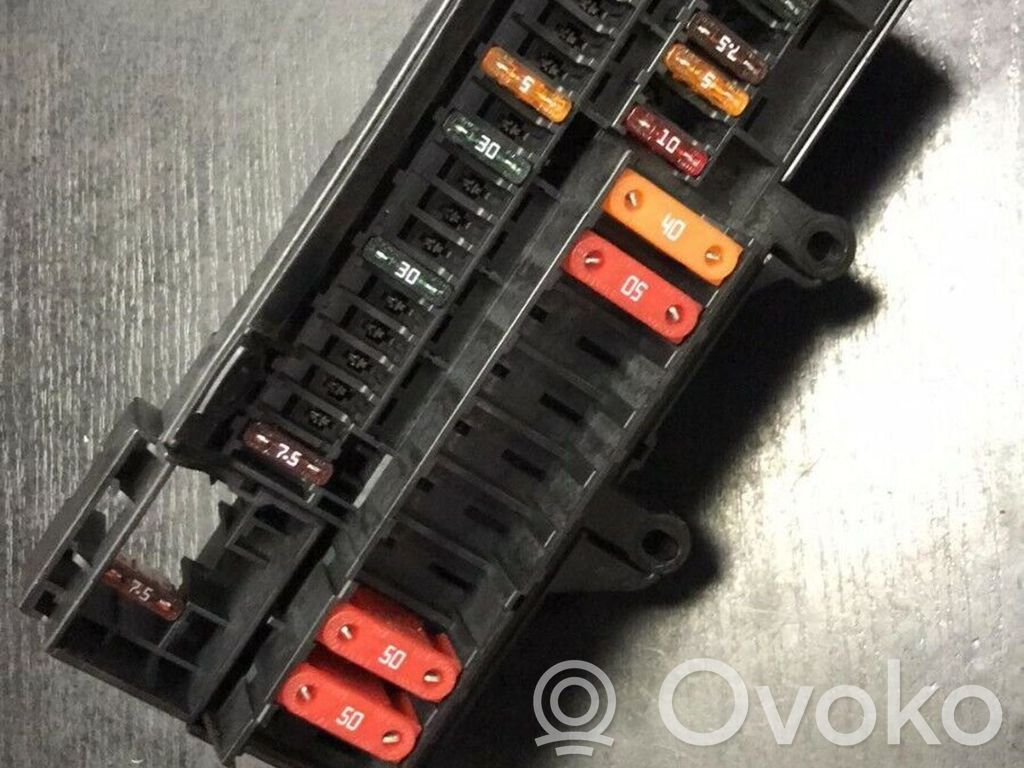 BMW 7 E65 E66 Fuse module 