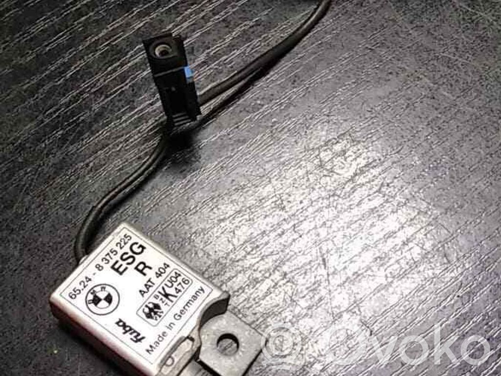 BMW 7 E38 Antenos stiprintuvas 