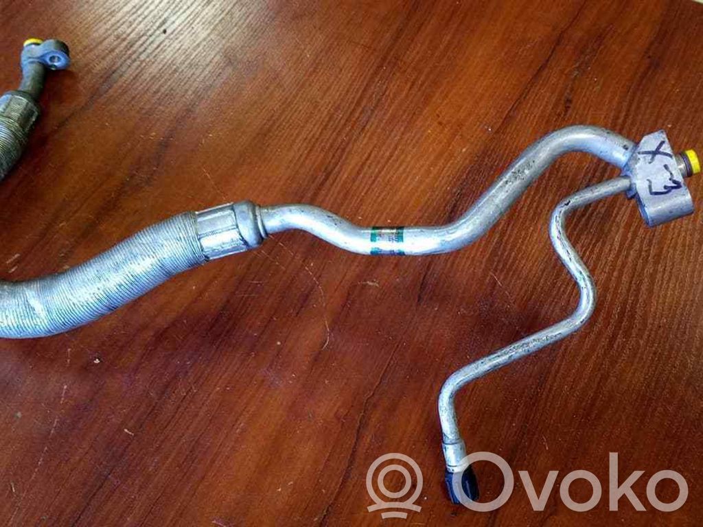 BMW X3 E83 Air conditioning (A/C) pipe/hose 