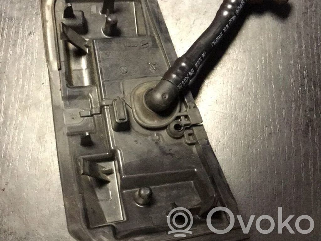 Other engine part   6769328
