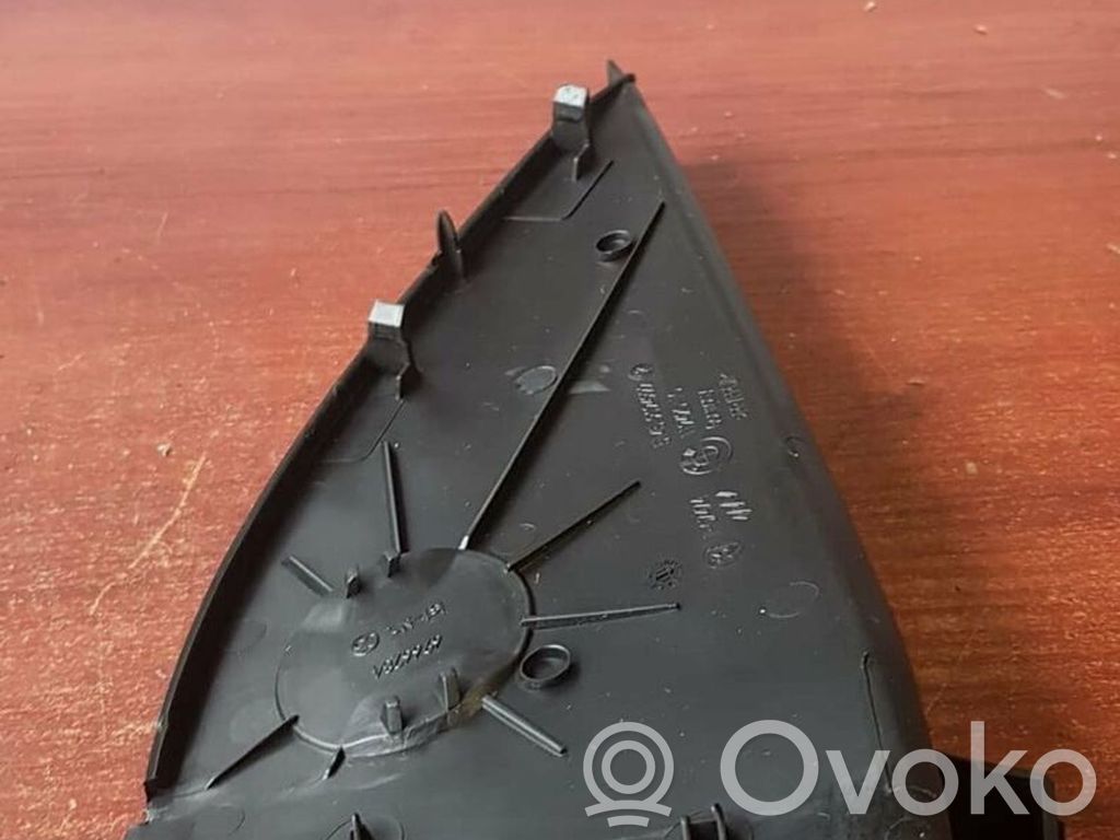 BMW 1 E81 E87 Panelės apdailos skydas (šoninis) 