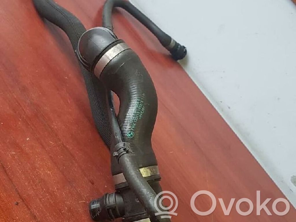 BMW 1 E81 E87 Engine coolant pipe/hose 