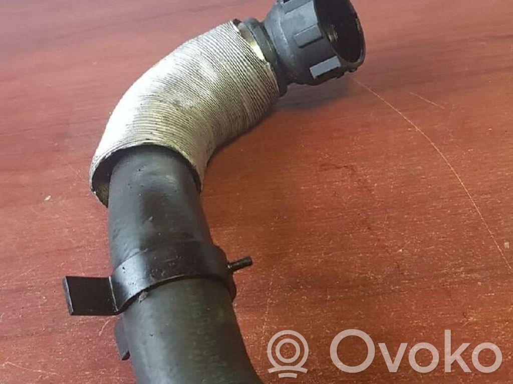 BMW 1 E81 E87 Engine coolant pipe/hose 