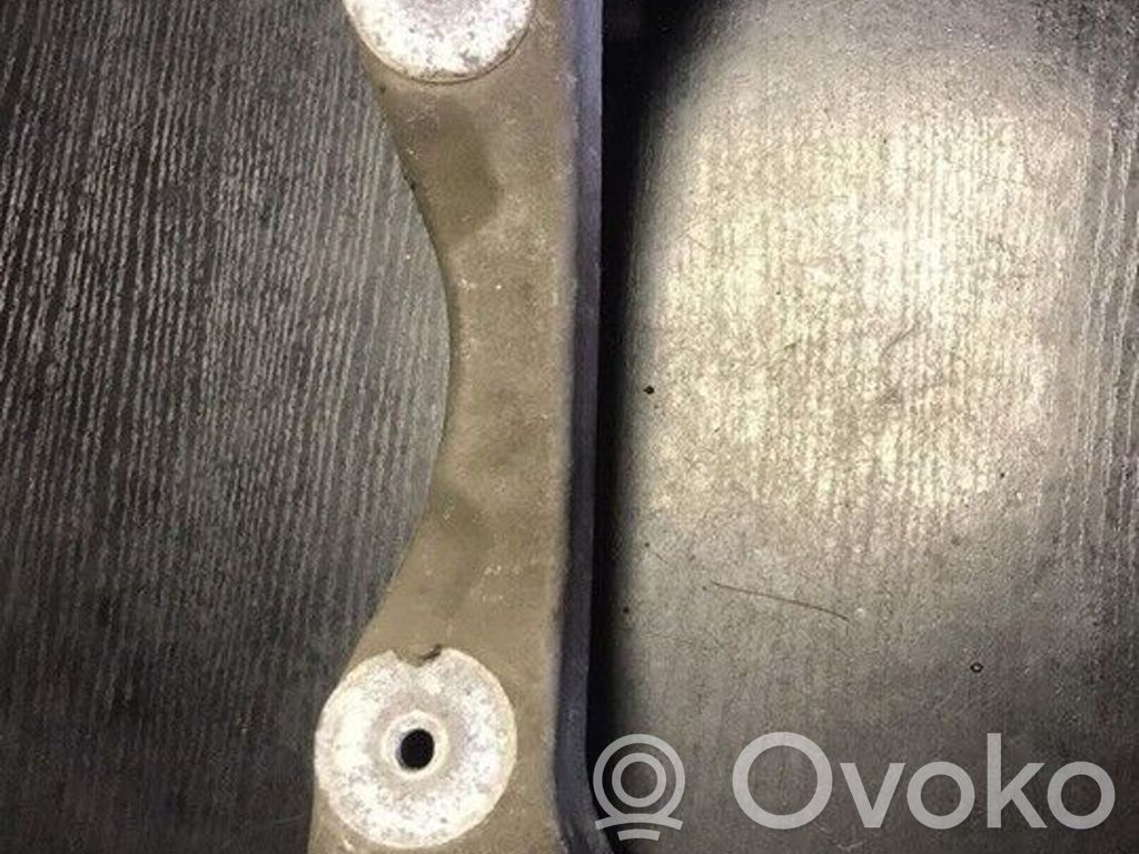 BMW 1 E81 E87 Gearbox mounting bracket 