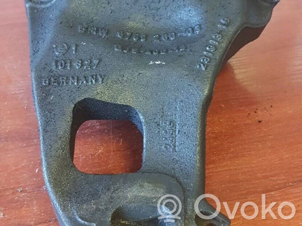 BMW 7 E65 E66 Engine mounting bracket 