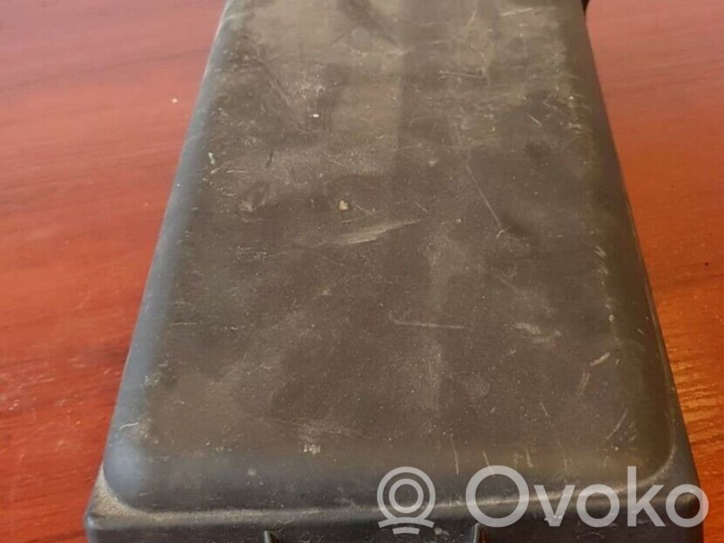 BMW 7 E65 E66 Salono oro mazgo plastikinis korpusas 