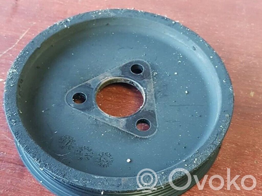 BMW 7 E38 Power steering pump pulley 