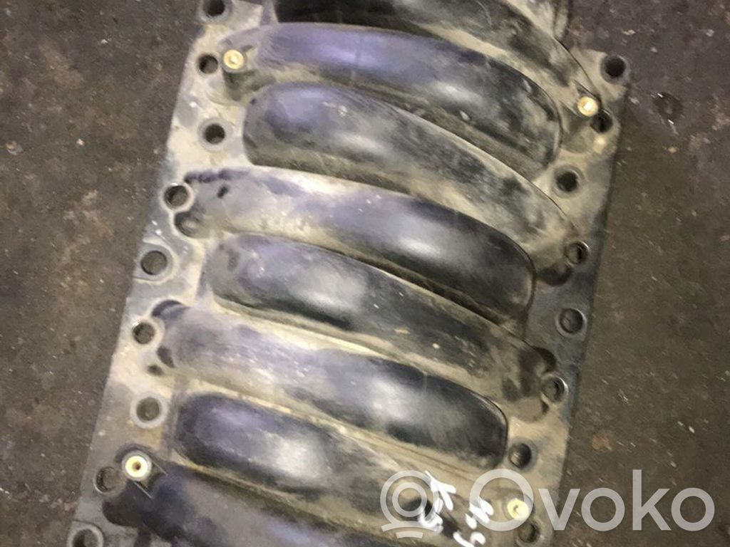 BMW 7 E38 Kolektorius įsiurbimo 