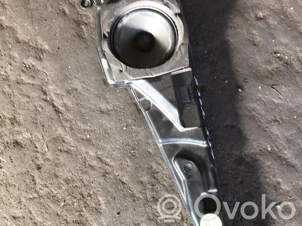 BMW 5 E39 Etuoven kaiutin 