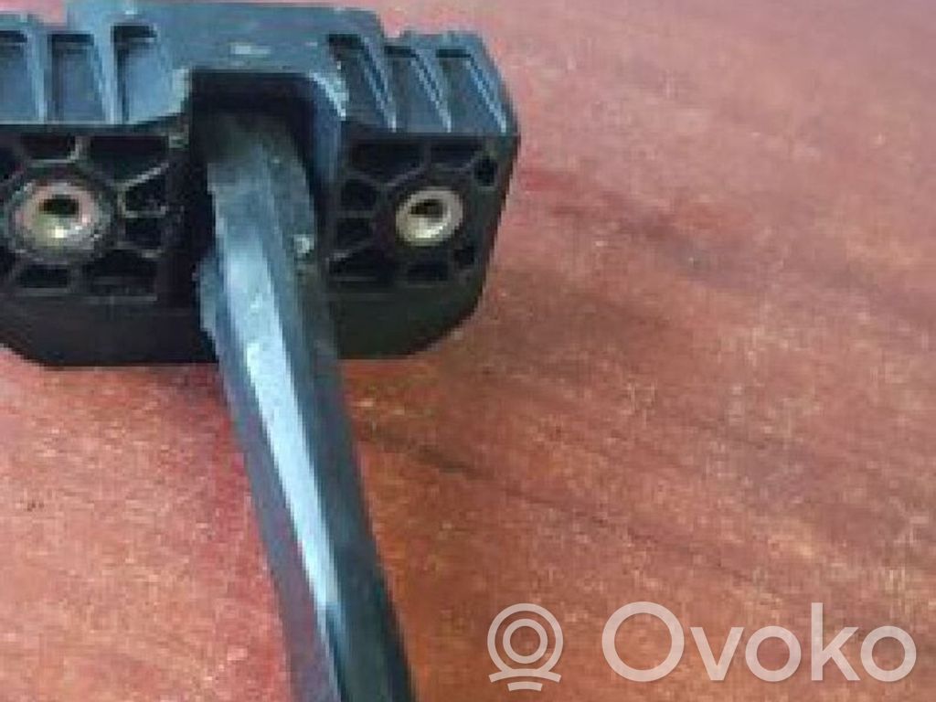 BMW 3 E90 E91 Ribotuvas galinių durų atvėrimo 