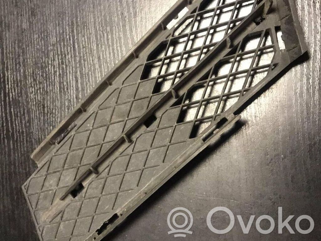 BMW 3 E90 E91 Front bumper lower grill 