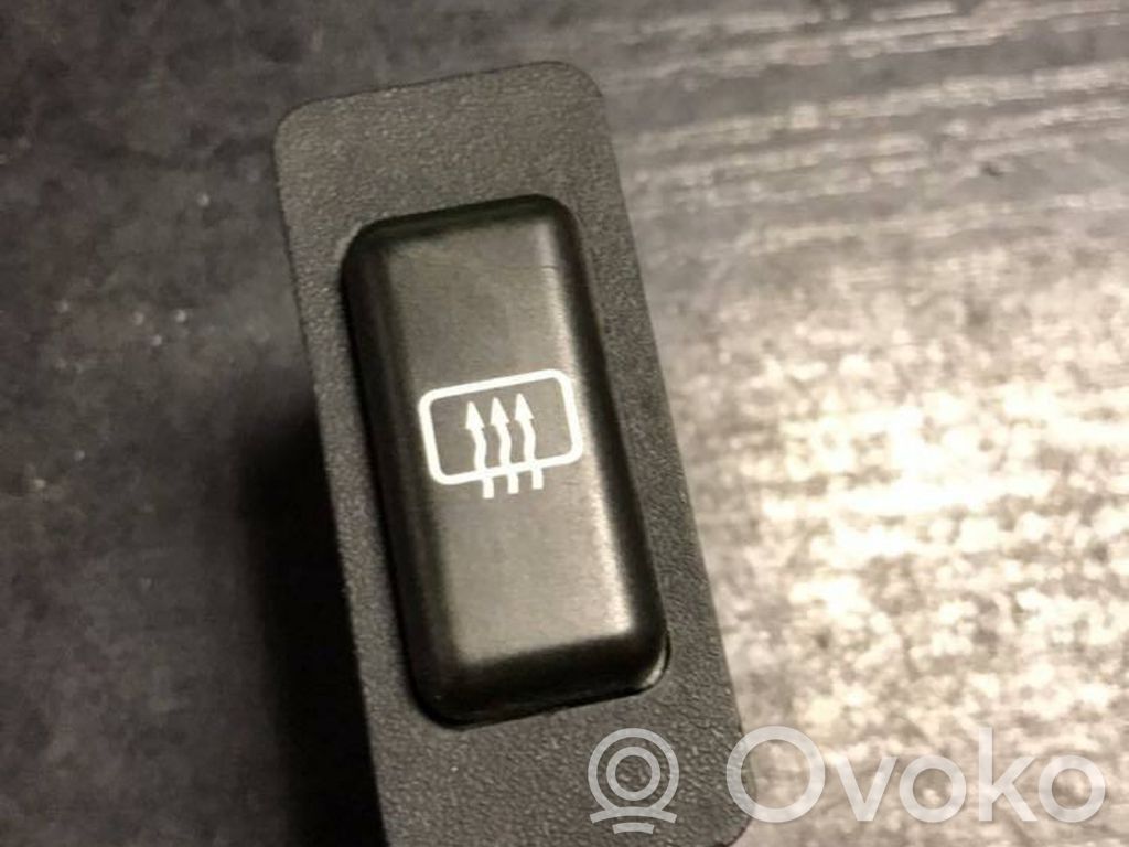 BMW 5 E34 Windscreen/window heater switch 