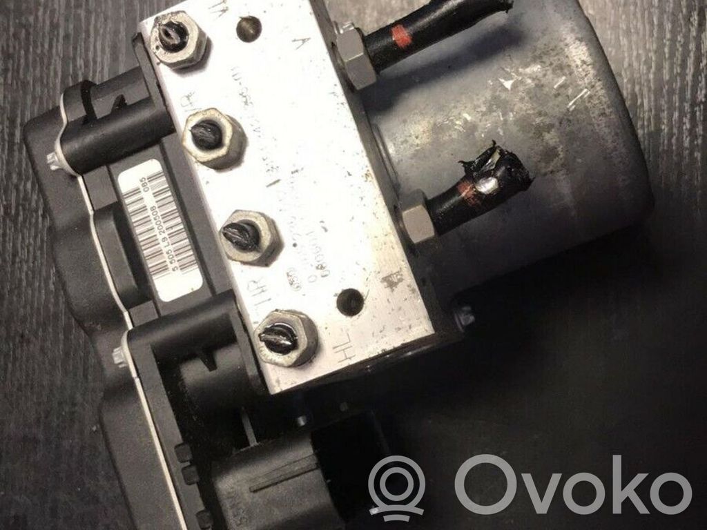 BMW X3 E83 ABS Pump 