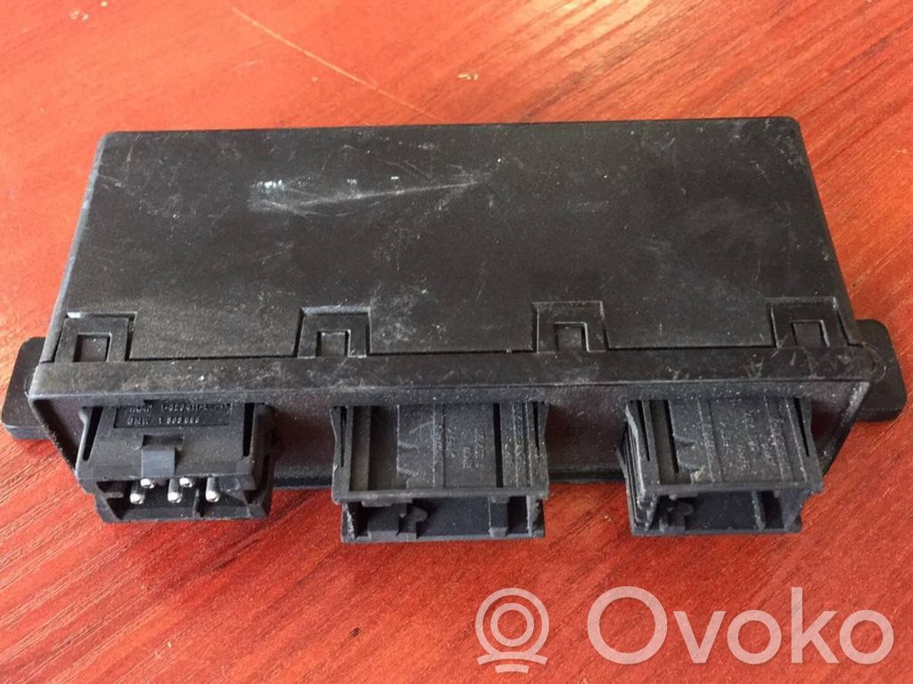 BMW 7 E38 Module confort 
