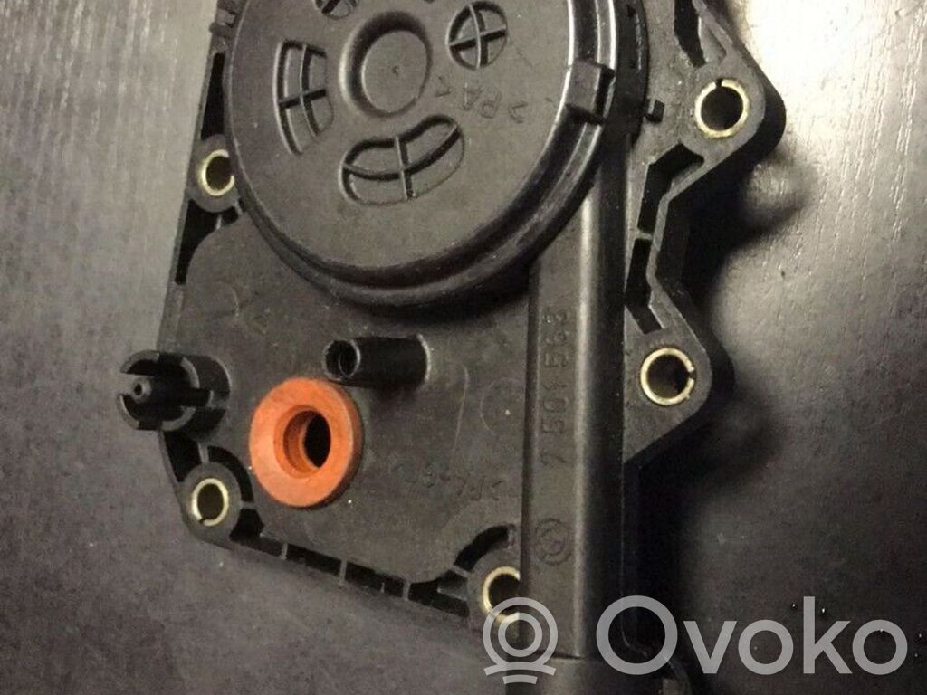 BMW 7 E38 Oil breather separator 