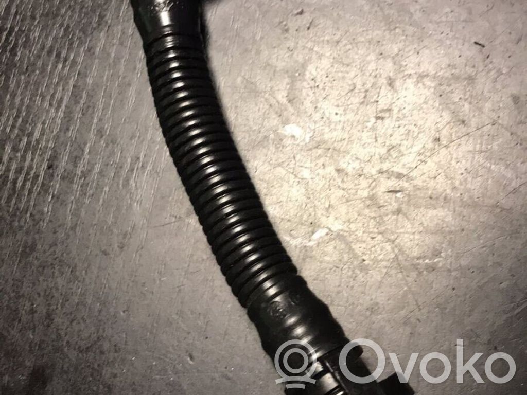 BMW 5 E60 E61 Breather hose/pipe 
