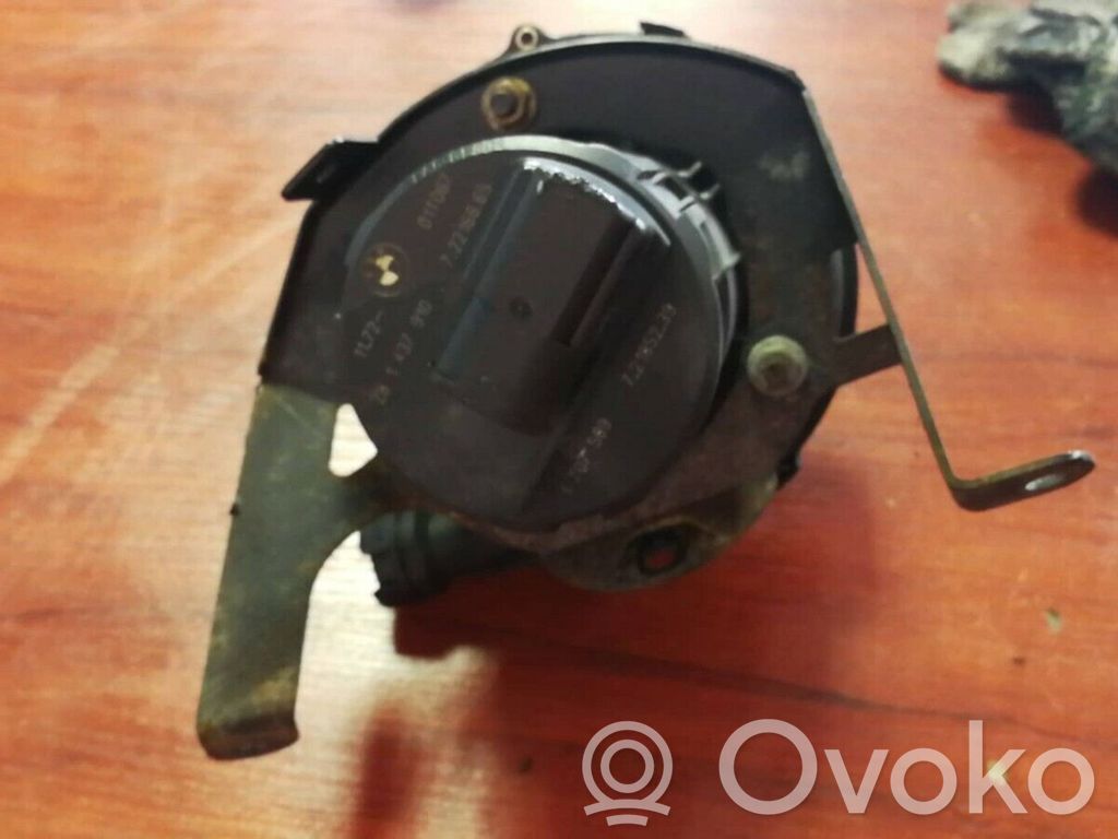 BMW X5 E53 Antrinis oro siurblys 