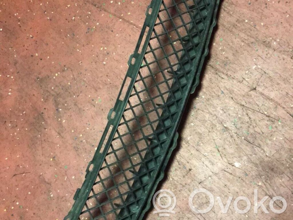 BMW 3 E46 Grille inférieure de pare-chocs avant 