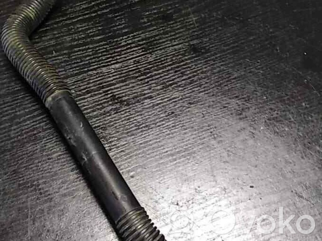 BMW 5 E39 Šļūtene (-es) / caurule (-es) 