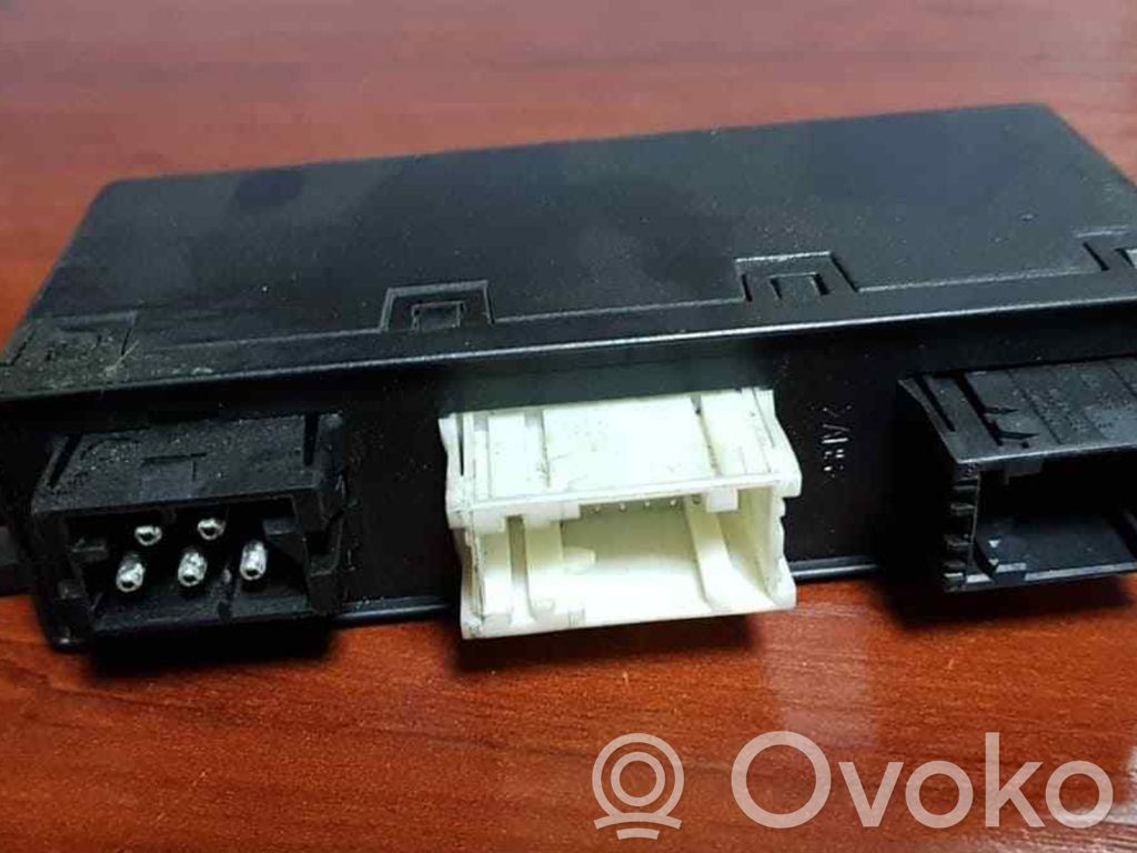 BMW 5 E39 Door control unit/module 
