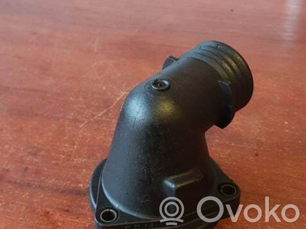 BMW 5 E39 Thermostat/thermostat housing 