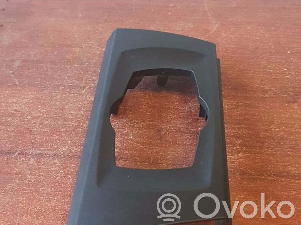 BMW 3 E92 E93 Kita salono detalė 