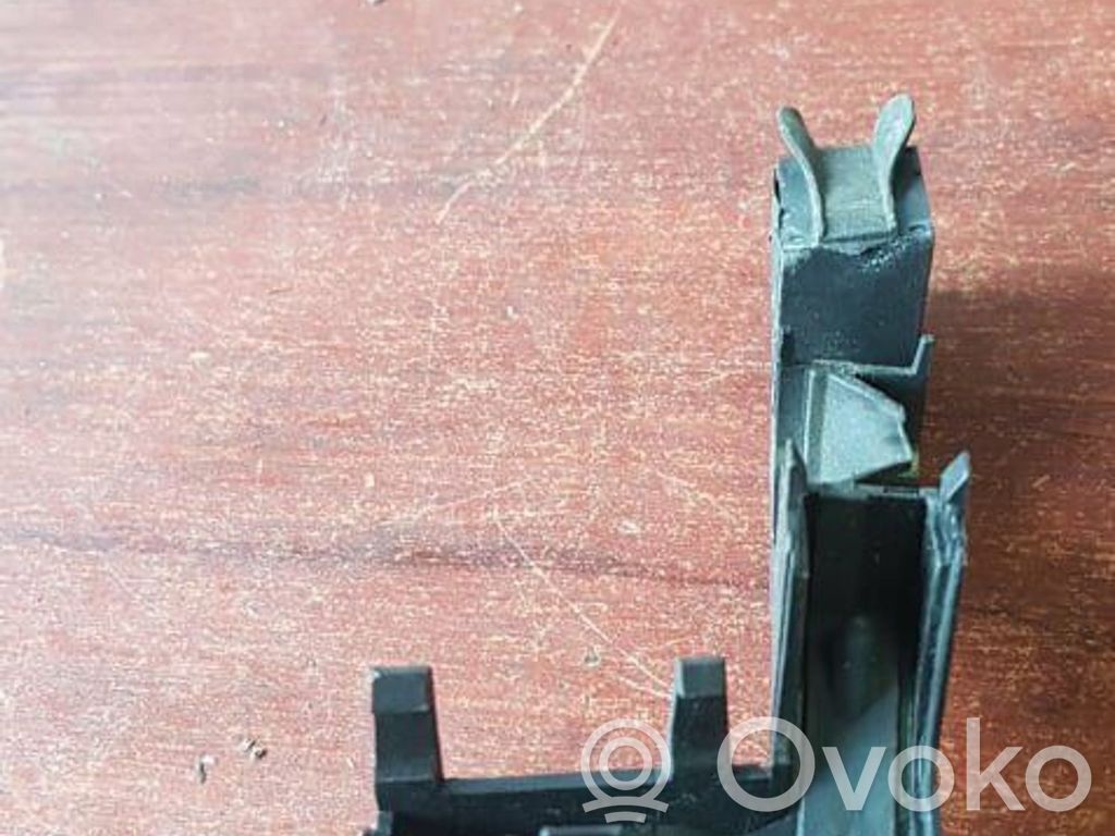 BMW 3 E90 E91 Engine compartment rubber 