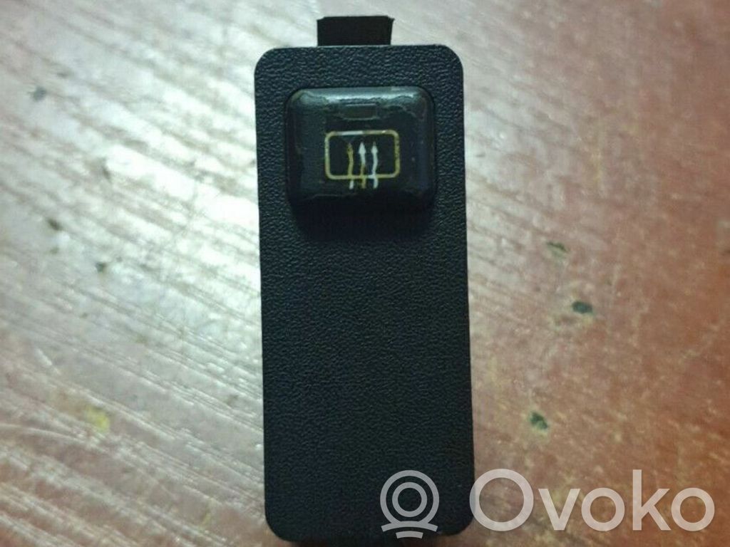 Windscreen/window heater switch   1391853