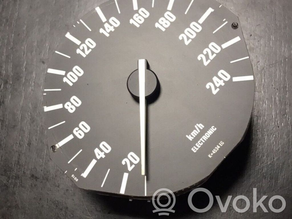 Speedometer (instrument cluster)   13847409