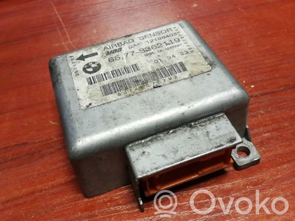 BMW 5 E39 Airbag control unit/module 
