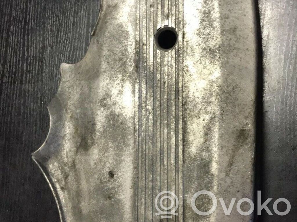 BMW 3 E30 Engine cover (trim) 