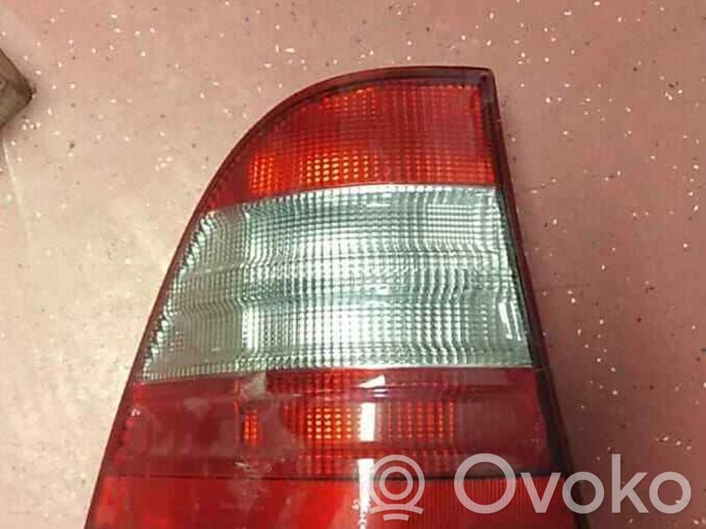 Mercedes-Benz ML W163 Lampa tylna 
