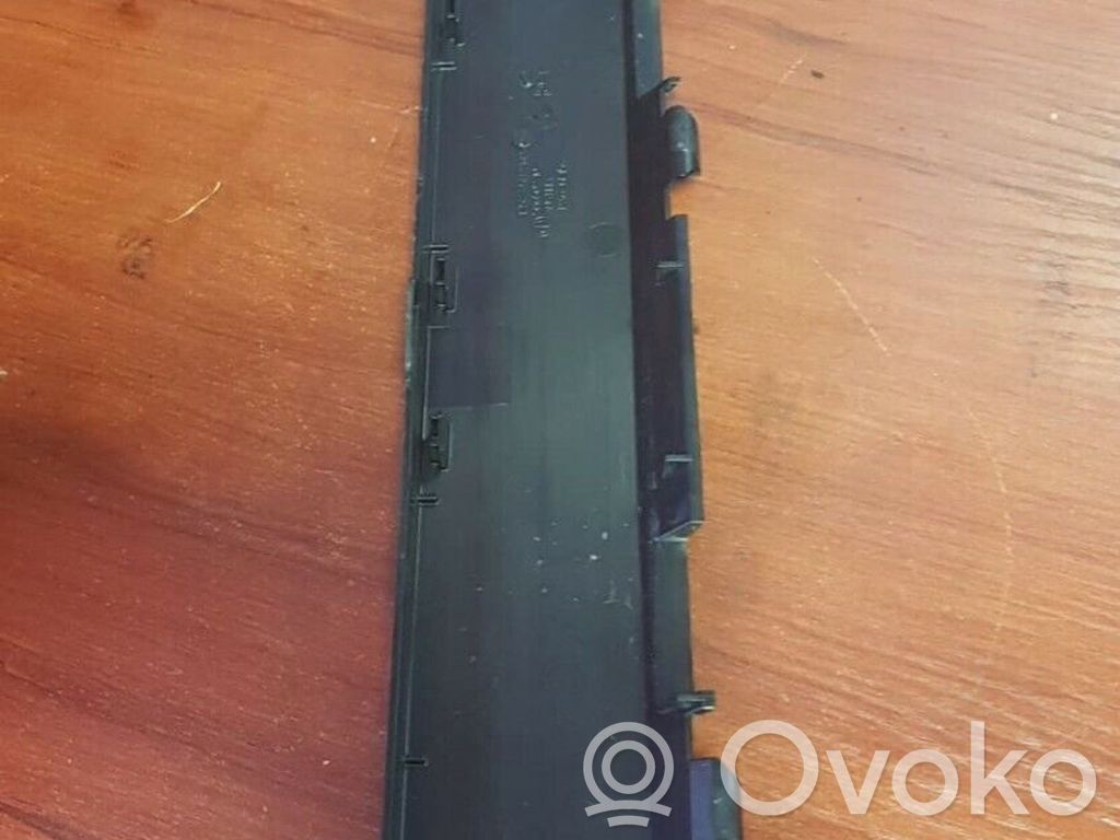 BMW 1 E81 E87 Other engine bay part 